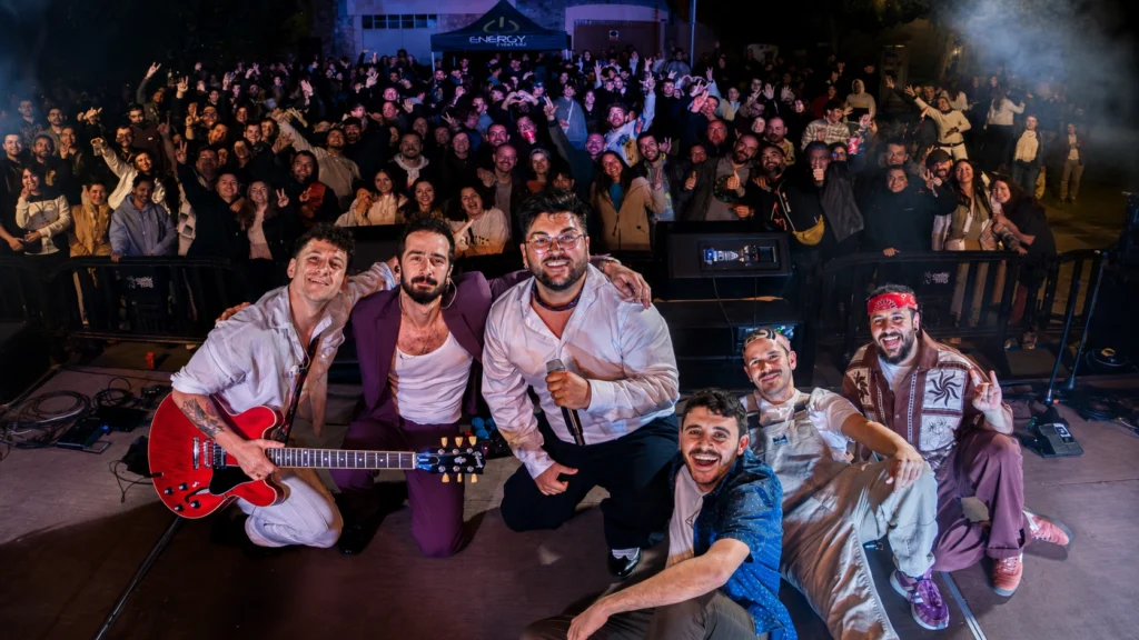 Alber sorprèn a Montblanc i obre una nova etapa per a El Baile de Fin de Curso